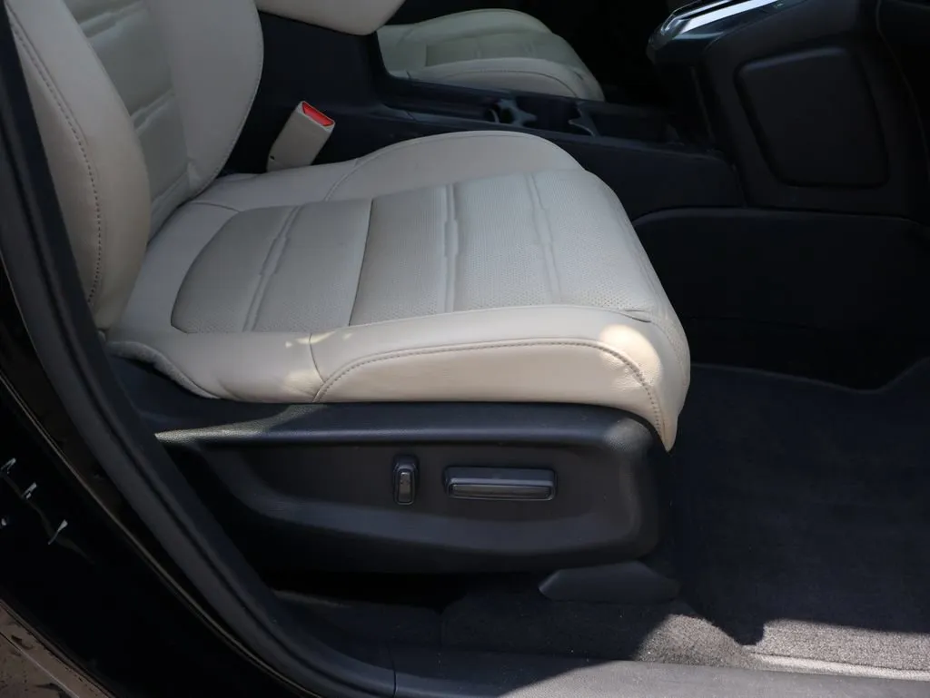 2018 Honda CR-V Touring - Photo 10