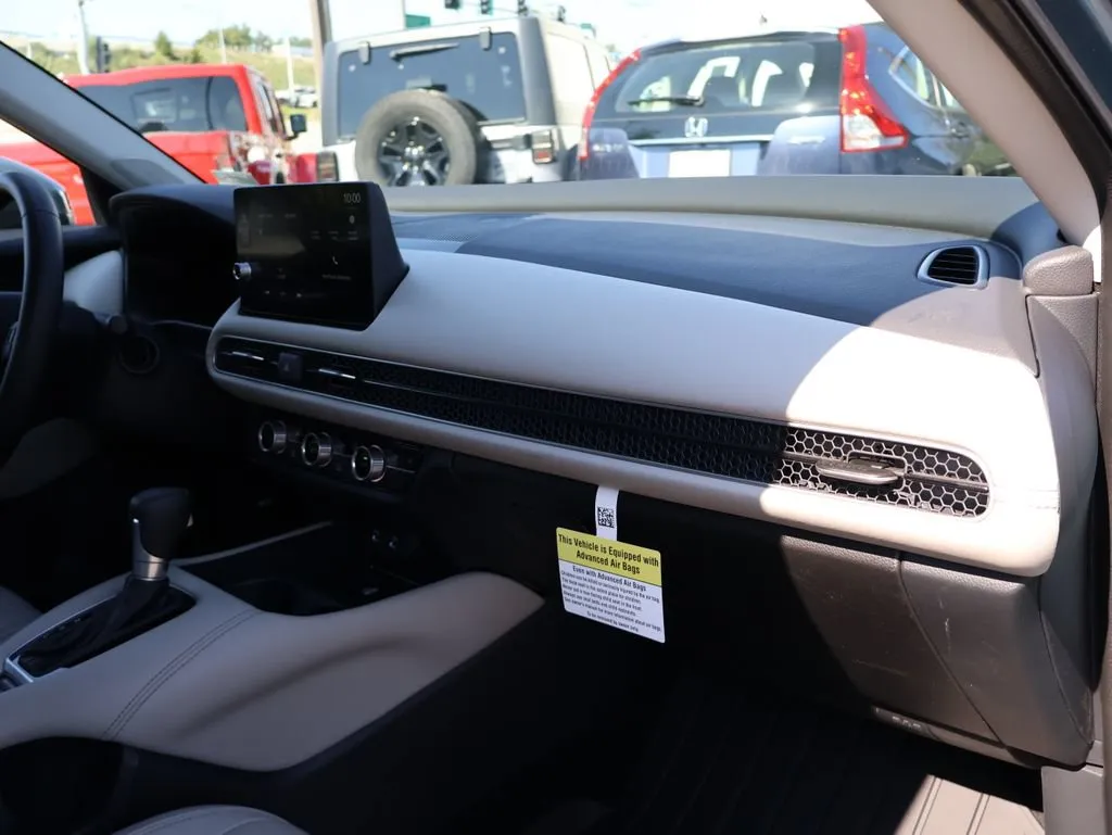 2026 Honda HR-V EX-L - Photo 9