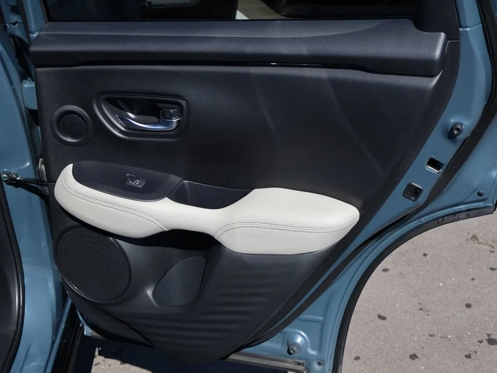 2026 Honda HR-V EX-L - Photo 14