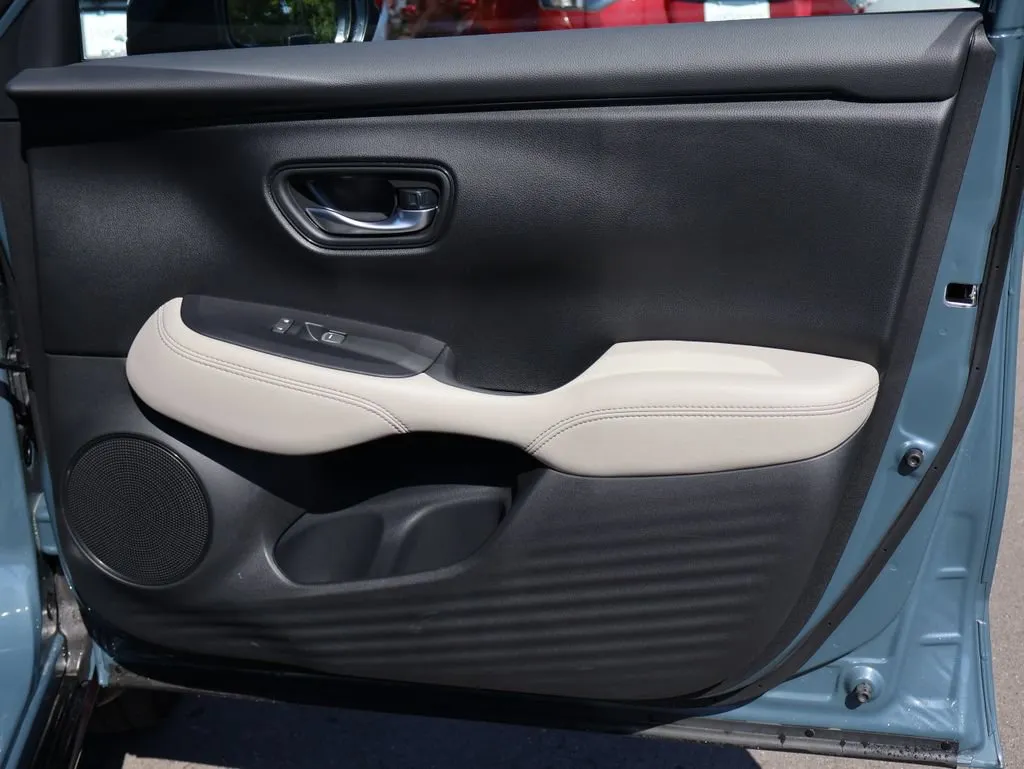 2026 Honda HR-V EX-L - Photo 11