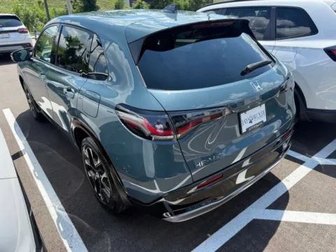 More photos of 2026 Honda HR-V EX-L at Jay Wolfe Honda, MO