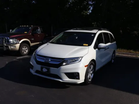 Another view of 2018 Honda Odyssey EX-L for sale in Kansas City, MO at Jay Wolfe Honda