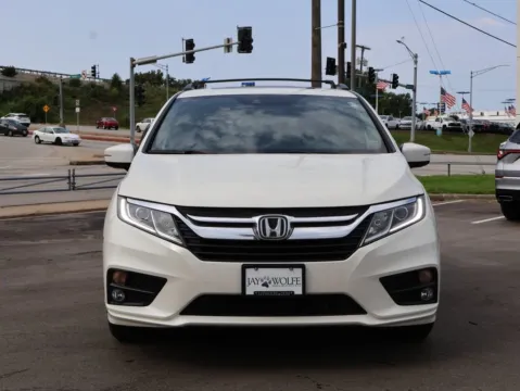 Photos of 2018 Honda Odyssey EX-L for sale in Kansas City, MO at Jay Wolfe Honda