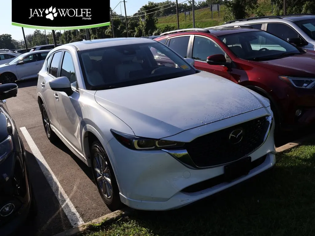 White 2024 Mazda CX-5 2.5 S Preferred Package for sale in Kansas City, MO