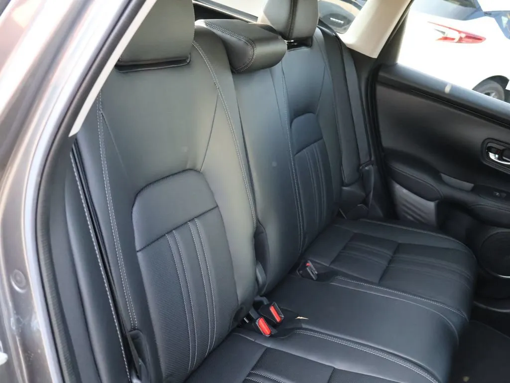 2024 Honda HR-V EX-L - Photo 12