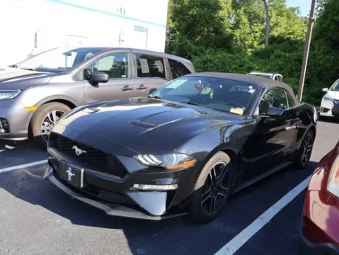 More photos of 2018 Ford Mustang EcoBoost Premium at Jay Wolfe Honda, MO