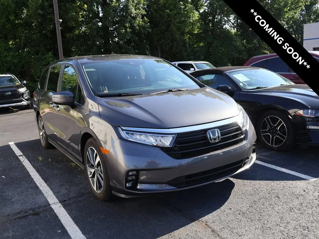 Gray 2023 Honda Odyssey Touring for sale in Kansas City, MO