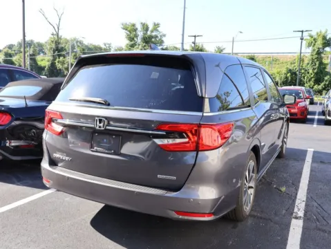 More photos of 2023 Honda Odyssey Touring at Jay Wolfe Honda, MO