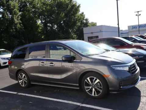 More photos of 2023 Honda Odyssey Touring at Jay Wolfe Honda, MO