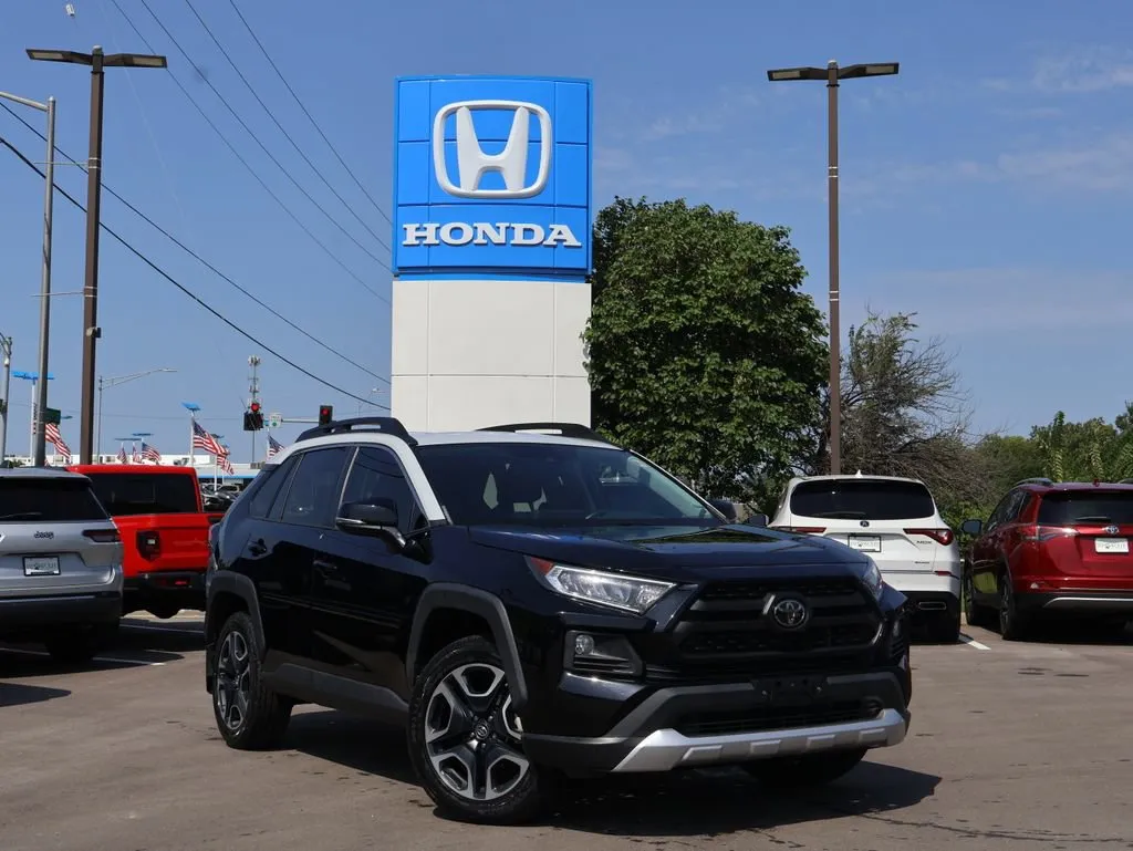 2019 Toyota RAV4 Adventure