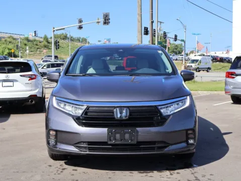 Photos of 2024 Honda Odyssey EX-L for sale in Kansas City, MO at Jay Wolfe Honda