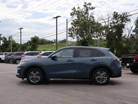 More photos of 2027 Honda HR-V LX at Jay Wolfe Honda, MO