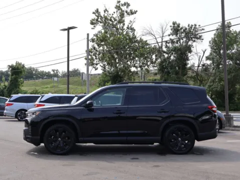 More photos of 2026 Honda Pilot Black Edition at Jay Wolfe Honda, MO