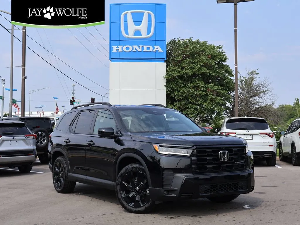 Black 2026 Honda Pilot Black Edition for sale in Kansas City, MO