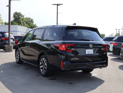 More photos of 2026 Honda Odyssey EX-L at Jay Wolfe Honda, MO