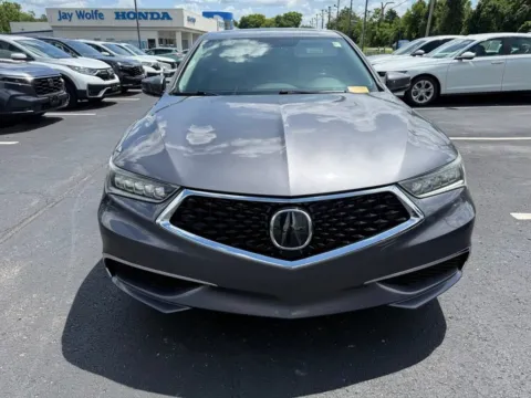 Photos of 2020 Acura TLX 2.4L for sale in Kansas City, MO at Jay Wolfe Honda