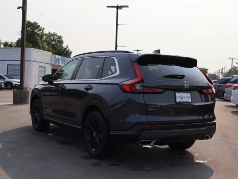 More photos of 2025 Honda CR-V Hybrid Sport-L at Jay Wolfe Honda, MO