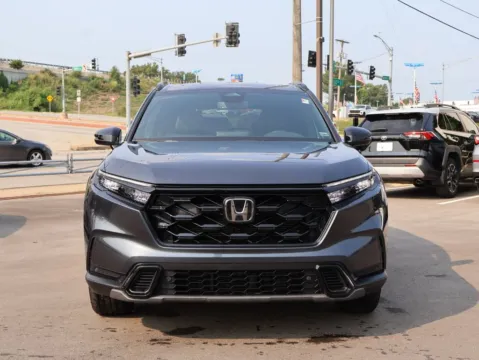 Photos of 2025 Honda CR-V Hybrid Sport-L for sale in Kansas City, MO at Jay Wolfe Honda