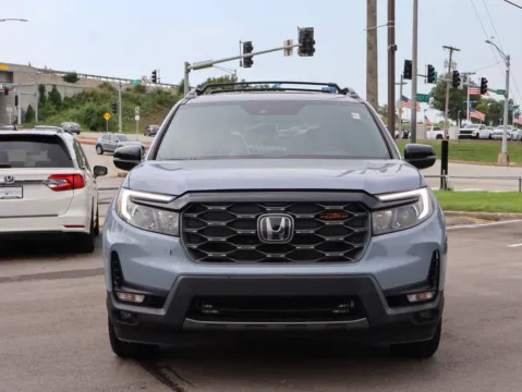 Photos of 2022 Honda Passport TrailSport for sale in Kansas City, MO at Jay Wolfe Honda