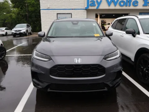Photos of 2023 Honda HR-V EX-L for sale in Kansas City, MO at Jay Wolfe Honda