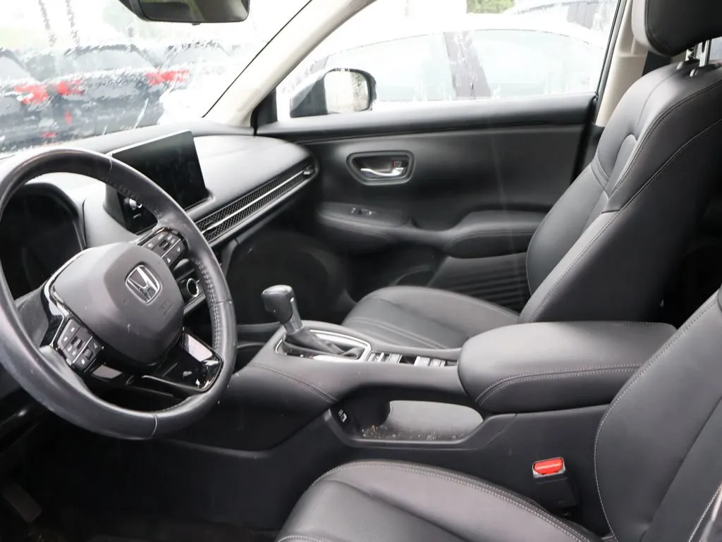 2023 Honda HR-V EX-L - Photo 11