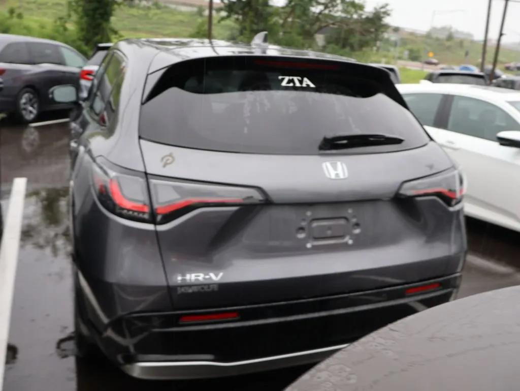 2023 Honda HR-V EX-L - Photo 6