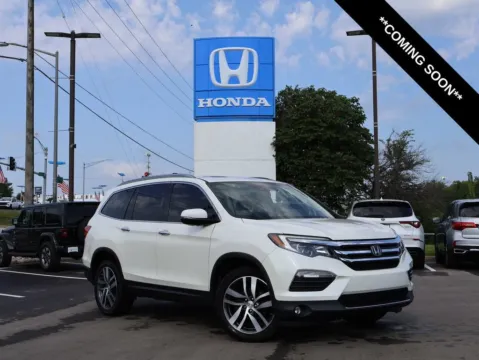 White 2017 Honda Pilot Elite for sale in Kansas City, MO