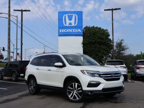 White 2017 Honda Pilot Elite for sale in Kansas City, MO