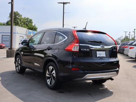 More photos of 2016 Honda CR-V Touring at Jay Wolfe Honda, MO