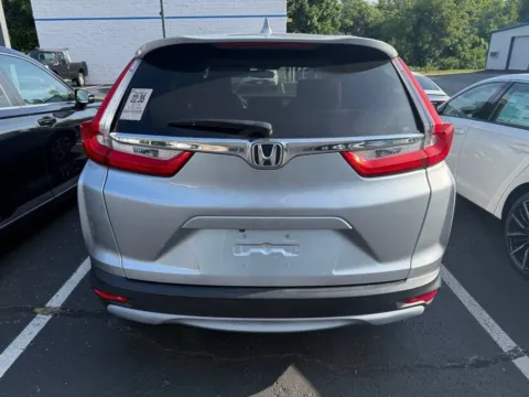 More photos of 2019 Honda CR-V EX-L at Jay Wolfe Honda, MO
