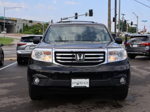 Photos of 2015 Honda Pilot EX-L for sale in Kansas City, MO at Jay Wolfe Honda