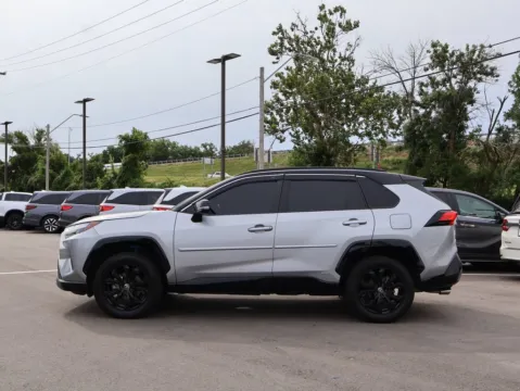 More photos of 2022 Toyota RAV4 Hybrid XSE at Jay Wolfe Honda, MO