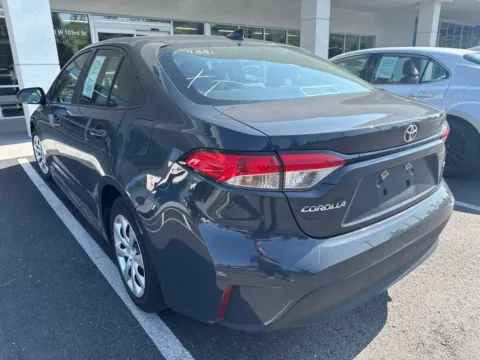 More photos of 2024 Toyota Corolla LE at Jay Wolfe Honda, MO