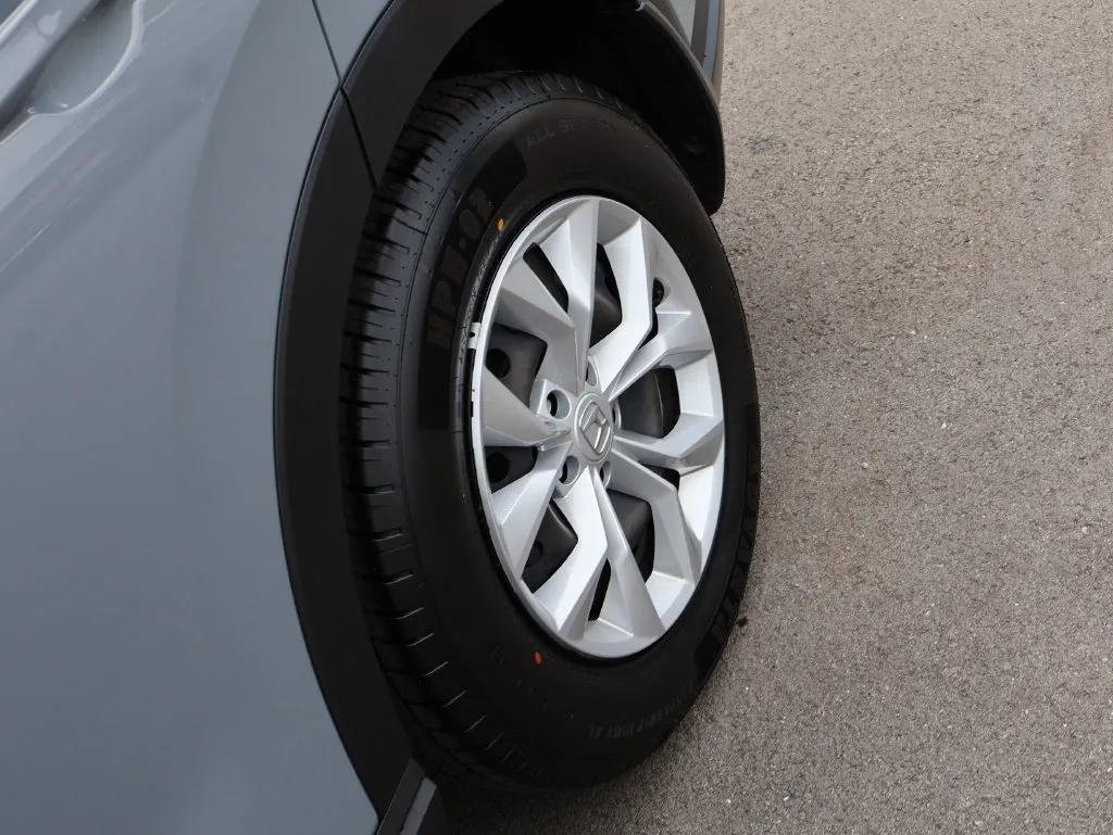 2024 Honda CR-V LX - Photo 31