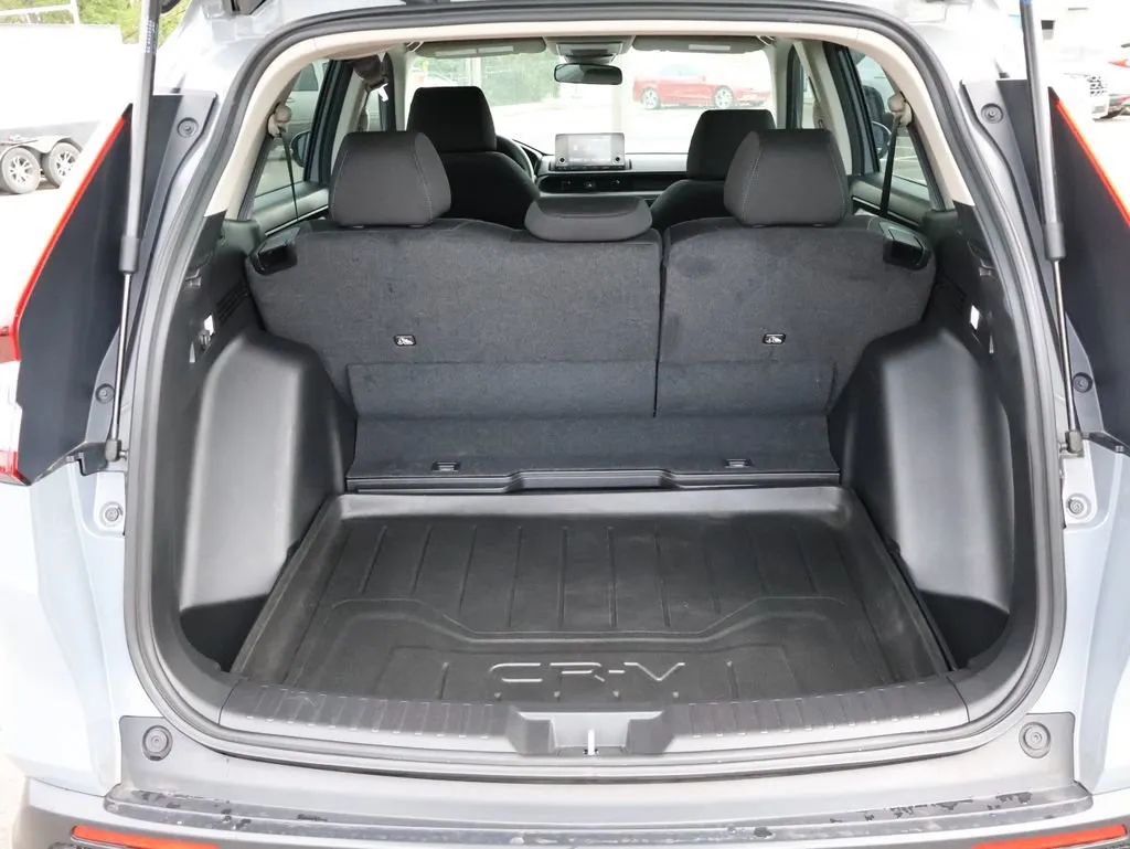 2024 Honda CR-V LX - Photo 15