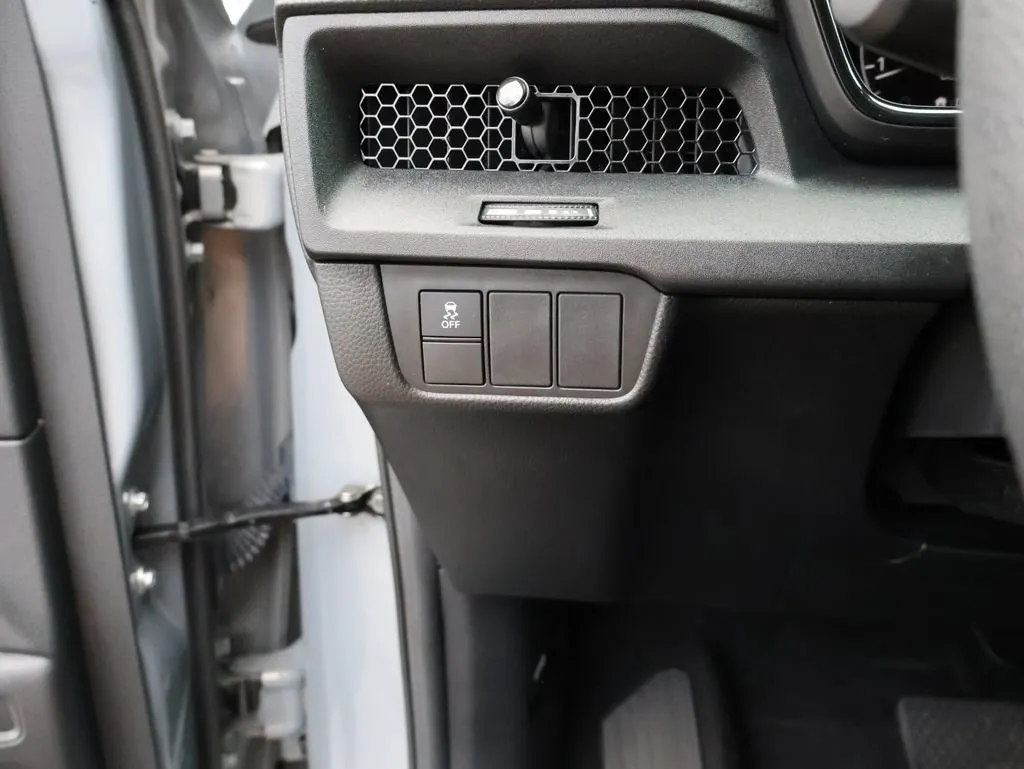 2024 Honda CR-V LX - Photo 27
