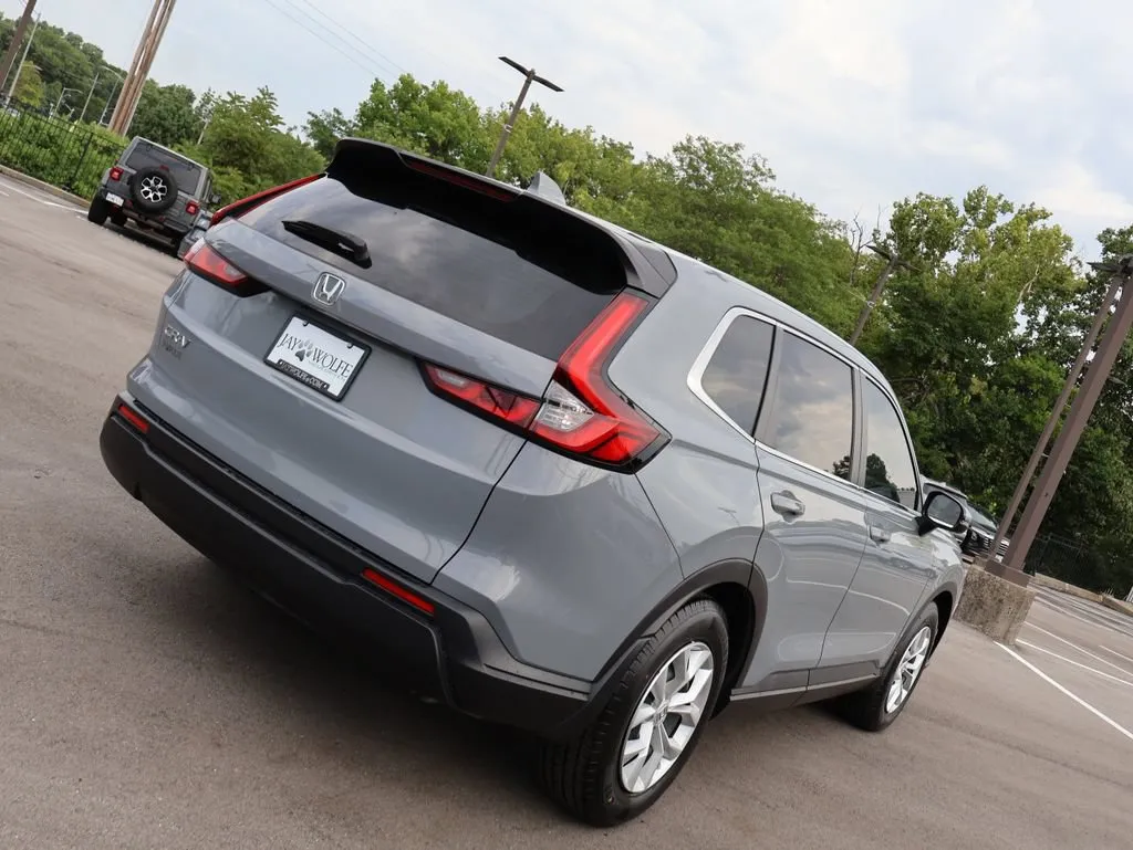 2024 Honda CR-V LX - Photo 7