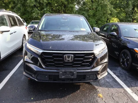 Photos of 2024 Honda CR-V EX-L for sale in Kansas City, MO at Jay Wolfe Honda