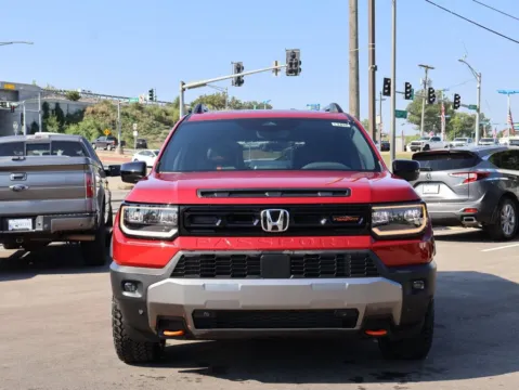 Photos of 2026 Honda Passport TrailSport for sale in Kansas City, MO at Jay Wolfe Honda