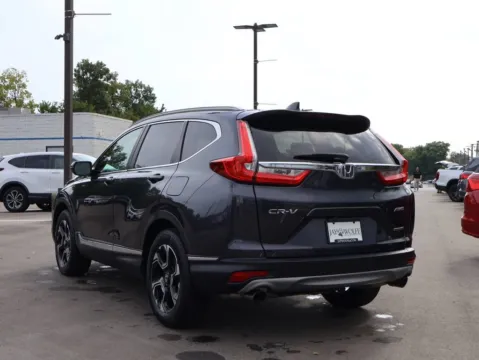 More photos of 2018 Honda CR-V Touring at Jay Wolfe Honda, MO
