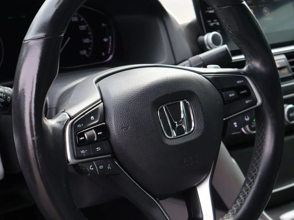 2018 Honda Accord EX-L - Photo 17