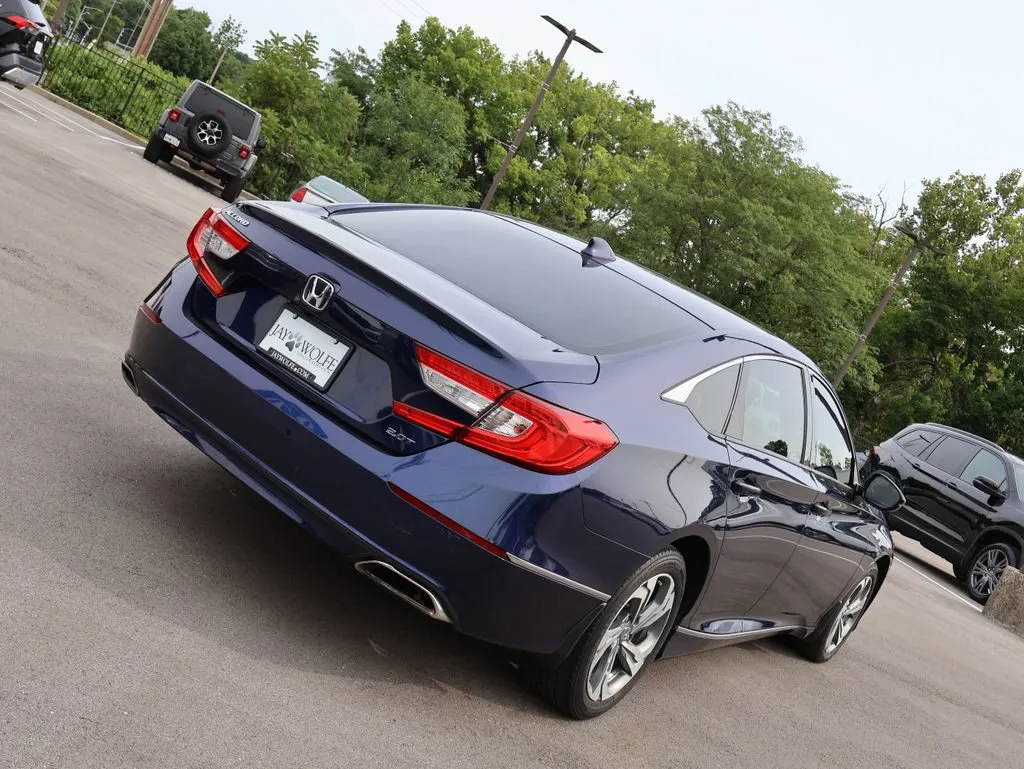 2018 Honda Accord EX-L - Photo 7