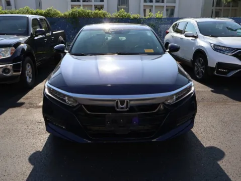 Photos of 2018 Honda Accord Sedan EX-L 2.0T for sale in Kansas City, MO at Jay Wolfe Honda