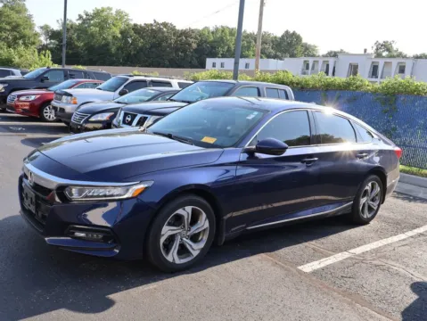 More photos of 2018 Honda Accord Sedan EX-L 2.0T at Jay Wolfe Honda, MO