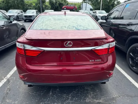 More photos of 2015 Lexus ES 350 at Jay Wolfe Honda, MO