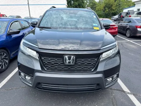 Photos of 2021 Honda Passport Elite for sale in Kansas City, MO at Jay Wolfe Honda