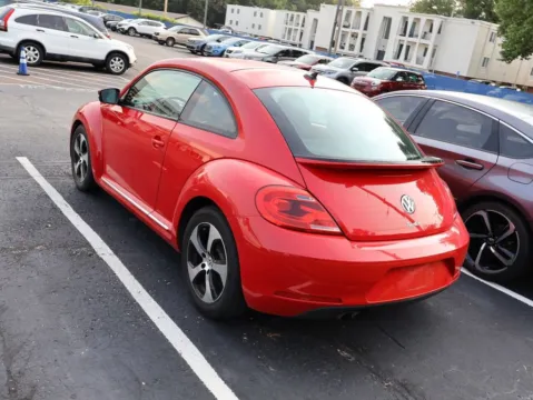 More photos of 2016 Volkswagen Beetle Coupe 1.8T SE at Jay Wolfe Honda, MO