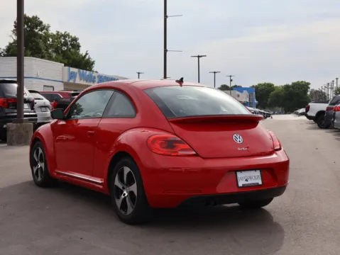 More photos of 2016 Volkswagen Beetle Coupe 1.8T SE at Jay Wolfe Honda, MO