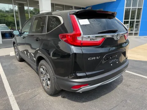 More photos of 2019 Honda CR-V EX-L at Jay Wolfe Honda, MO