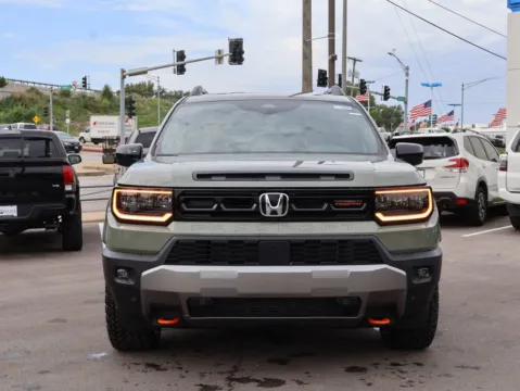 Photos of 2026 Honda Passport TrailSport Elite for sale in Kansas City, MO at Jay Wolfe Honda